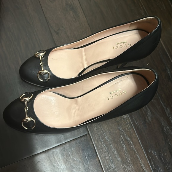 Black Gucci Horse-bit Heels - Picture 2 of 8